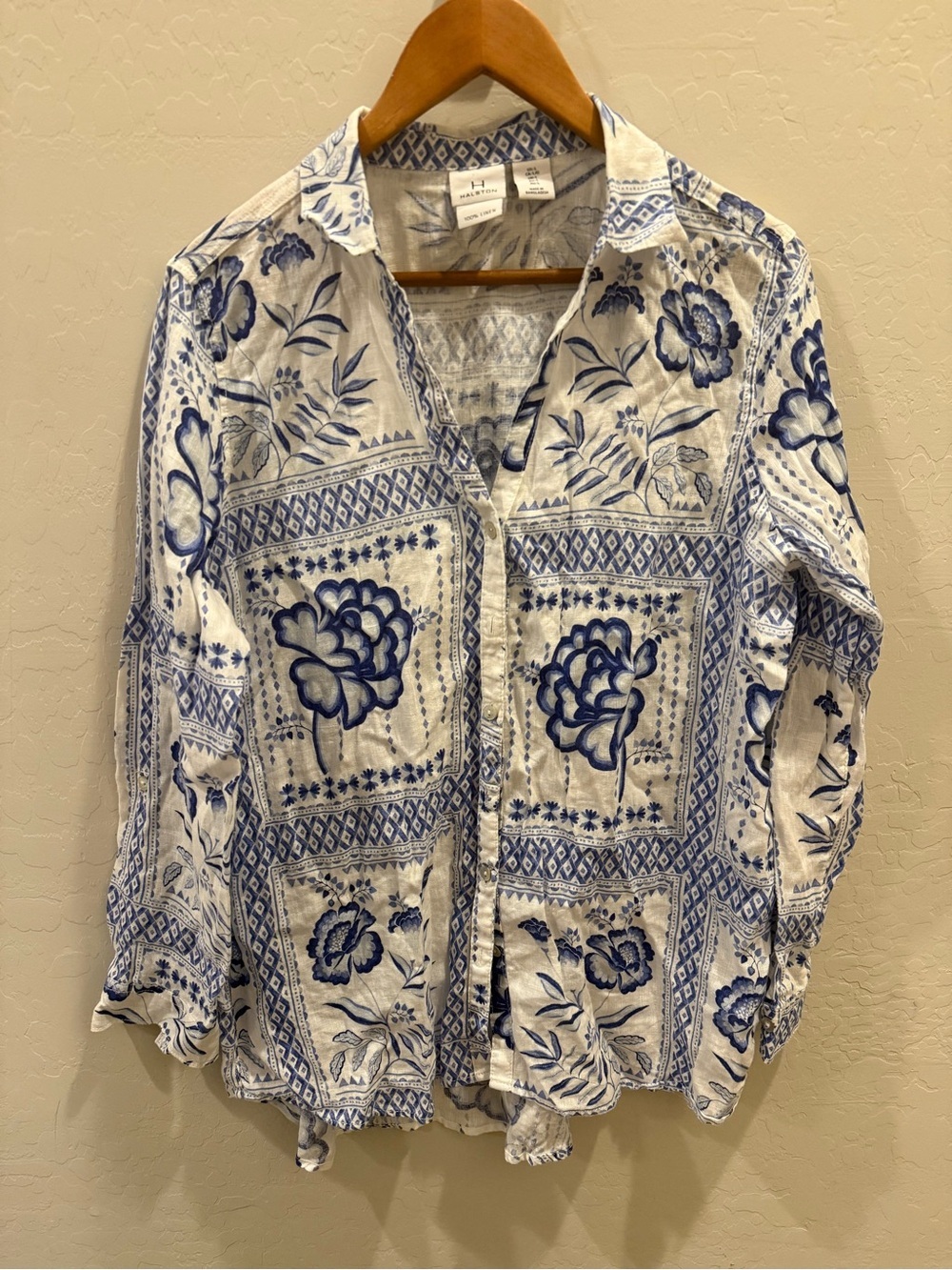 Halston Heritage Blue and White Linen Button-Up Shirt Large
